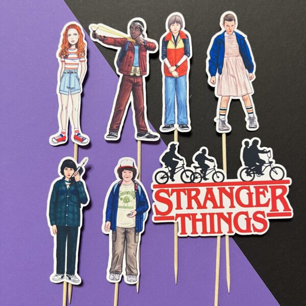 stranger things zapich, dekorácia na tortu