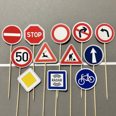 dopravné značky zapich, dekorácia na tortu
